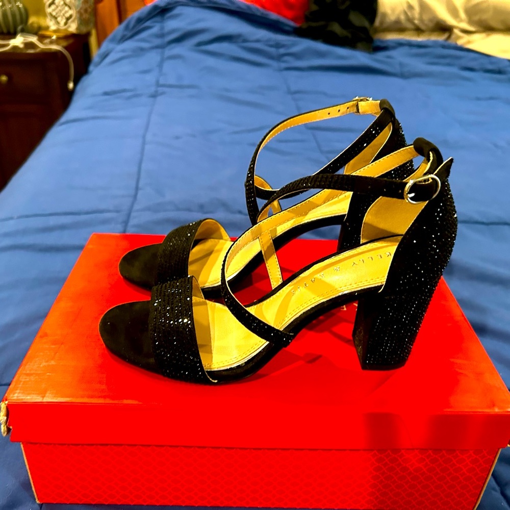 Kelly & Katie dress sandals